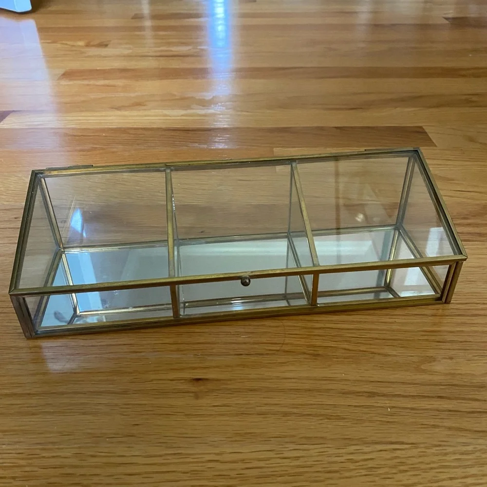Decorative Container - Picture 4 of 4
